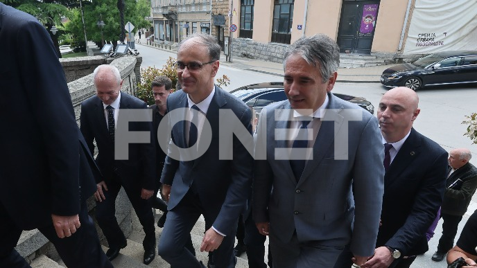 Mobilna kancelarija premijera 